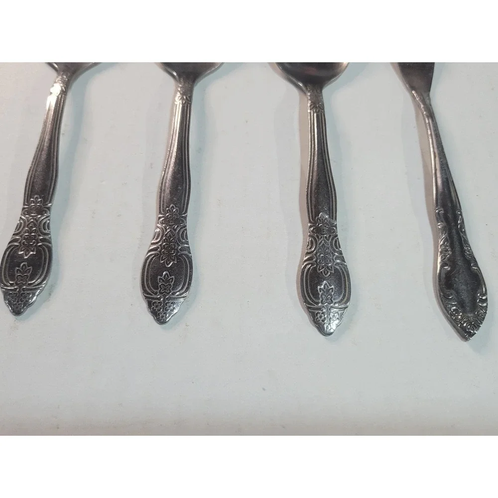 4pc Stainless Steel Flatware Set‎ Floral Scroll Teaspoons and Butter Spreader